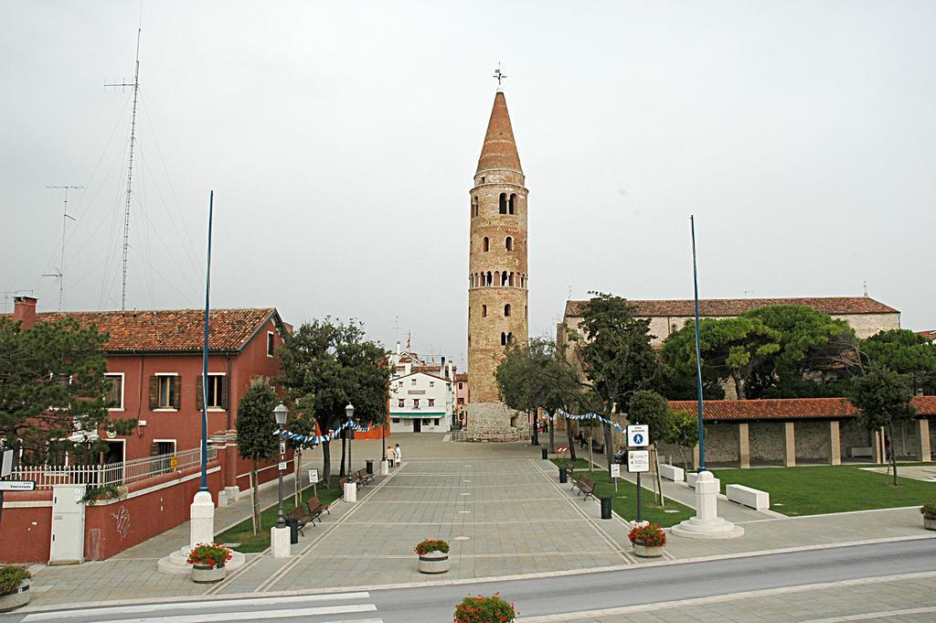 Appartamento Ai Tigli Caorle Exterior foto