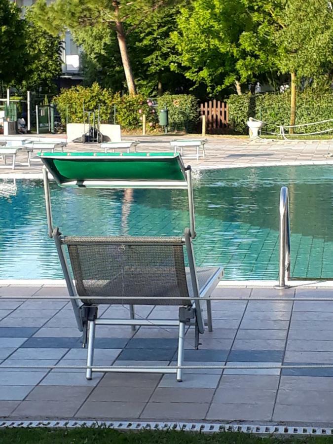 Appartamento Ai Tigli Caorle Exterior foto