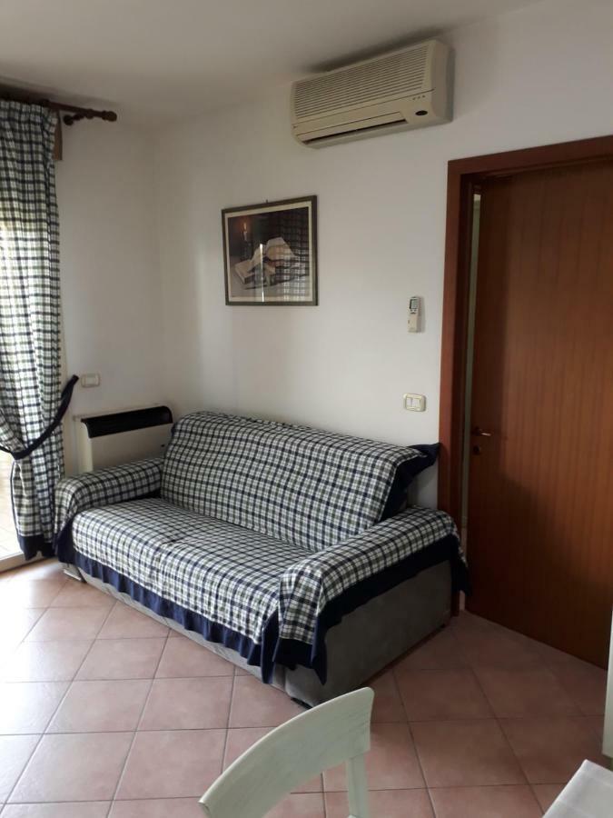 Appartamento Ai Tigli Caorle Exterior foto