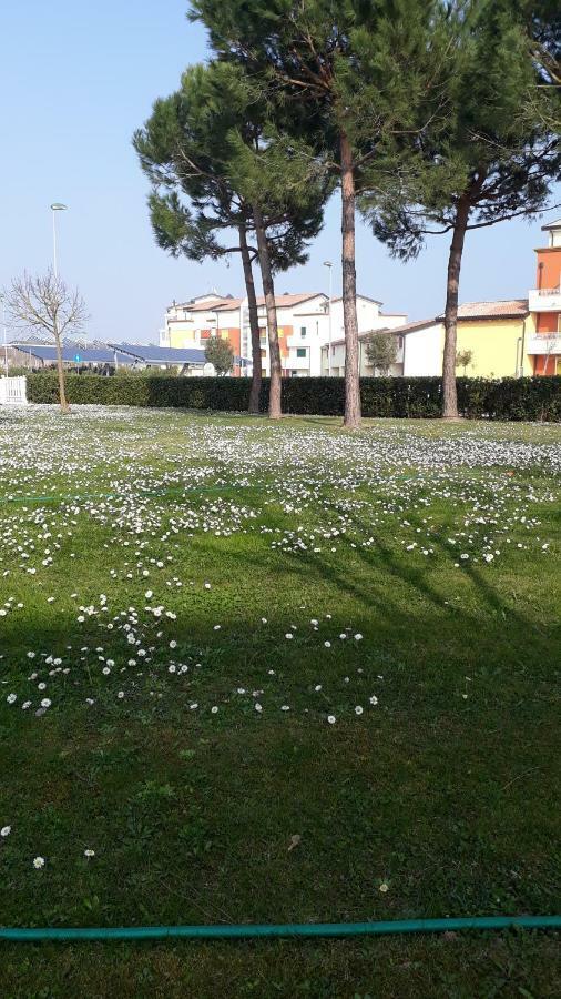 Appartamento Ai Tigli Caorle Exterior foto